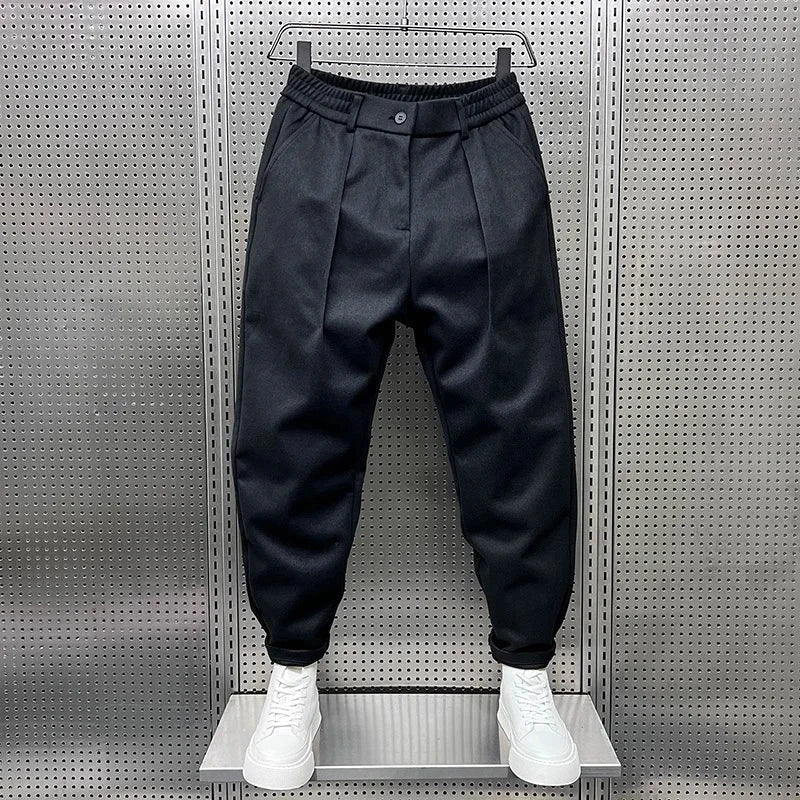 Pantalón slim fit elegante