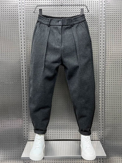 Pantalón slim fit elegante