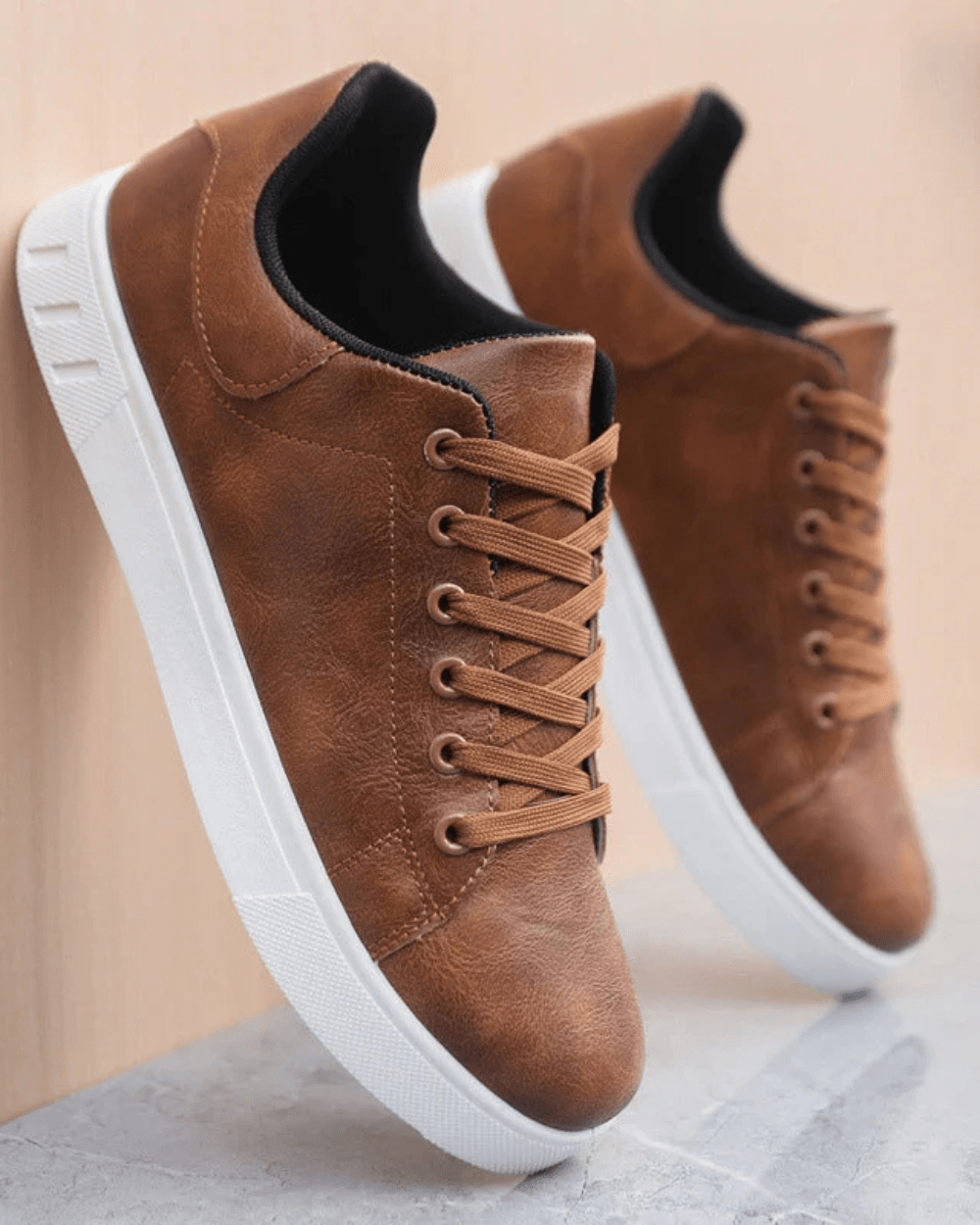Zapatillas de piel clásicas